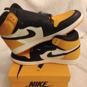 Air Jordan 1 Taxi High